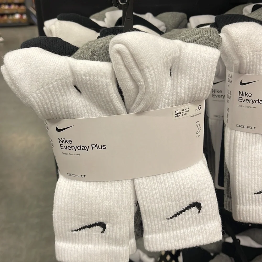 NIKE  Training Crew Socks (6 Pairs) Nike Everyday Cushioned  NWT